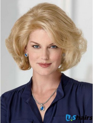 Blonde Wigs Cheap Chin Length Wavy Style Classic Cut